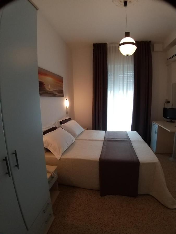Hotel Ideal 리미니 외부 사진