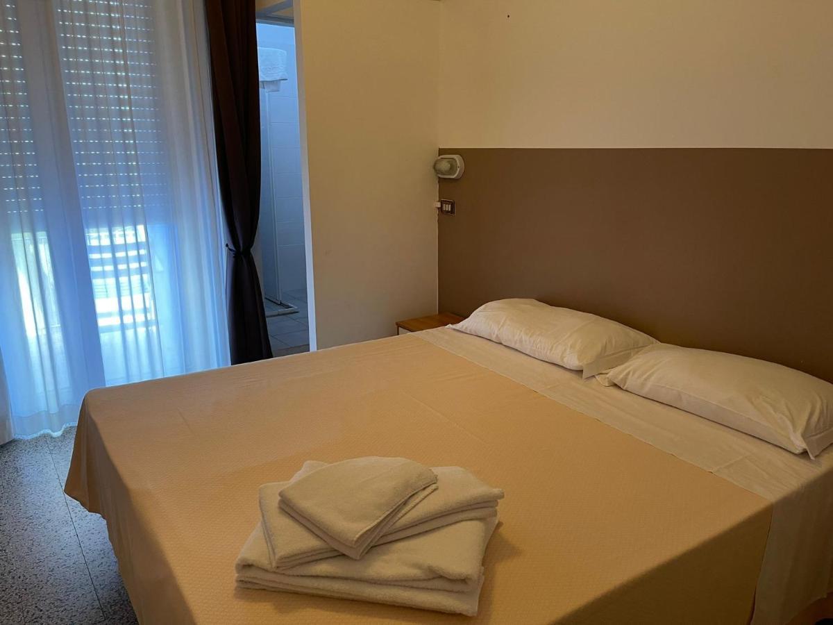 Hotel Ideal 리미니 외부 사진