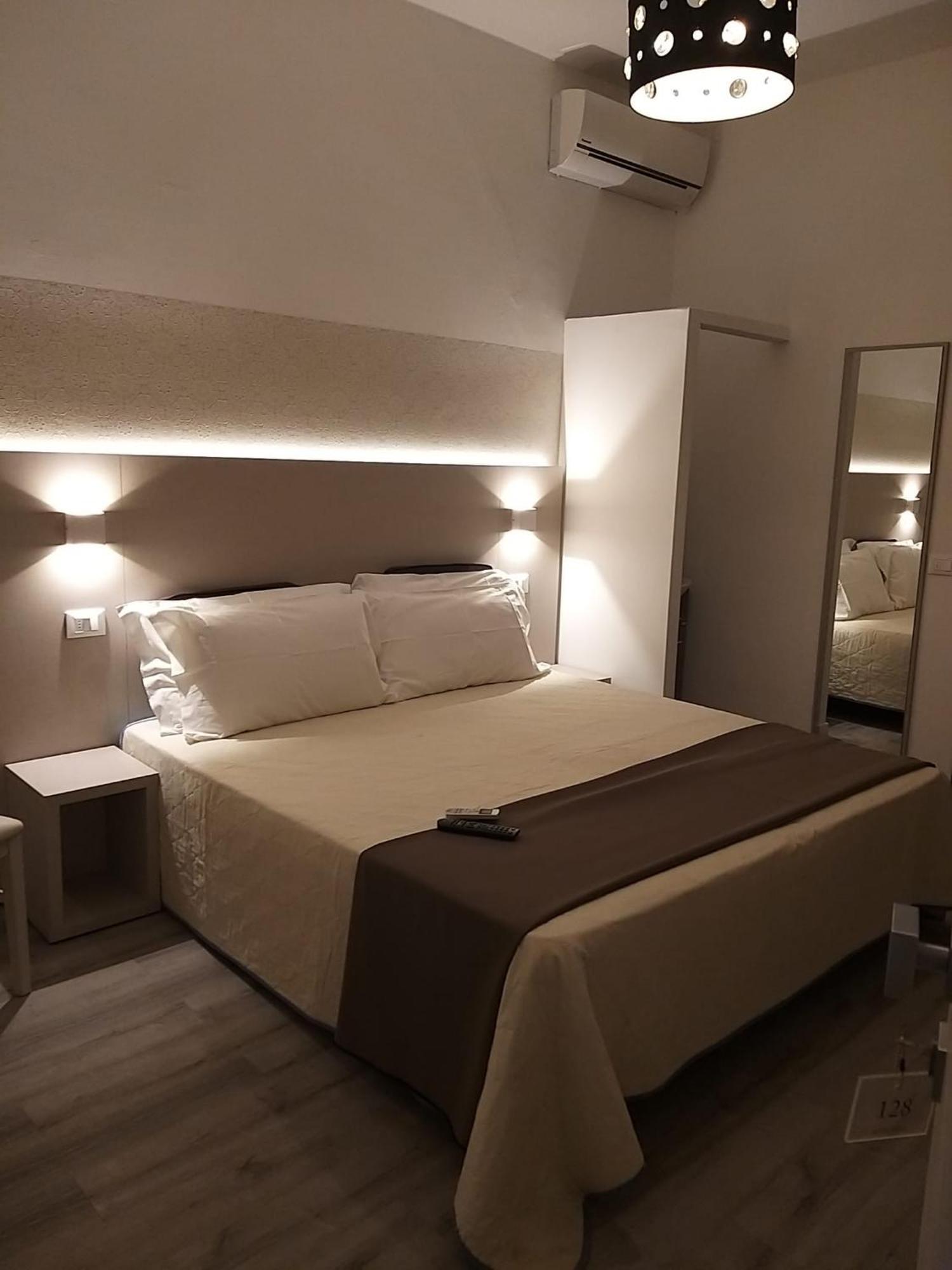 Hotel Ideal 리미니 외부 사진