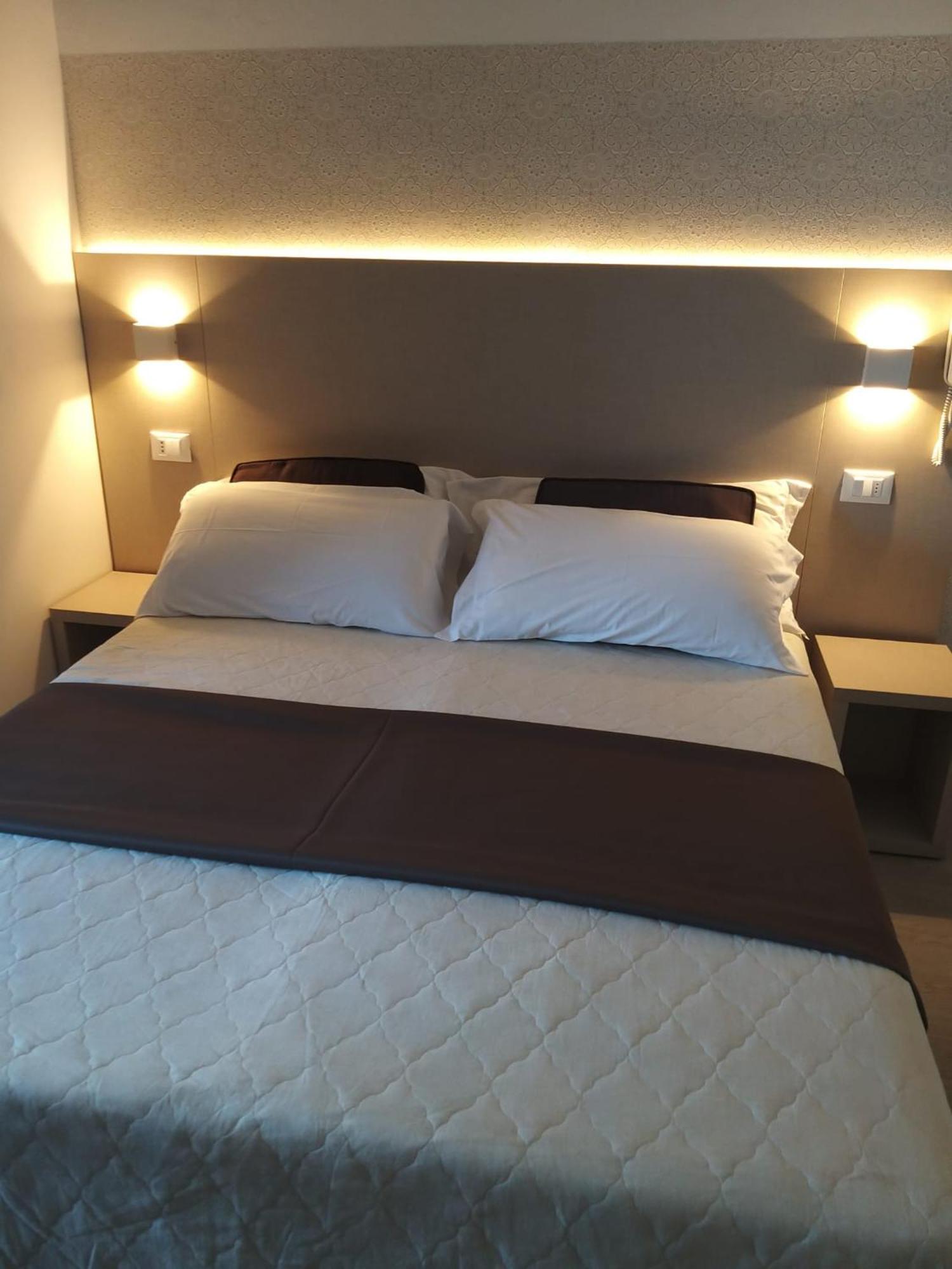 Hotel Ideal 리미니 외부 사진