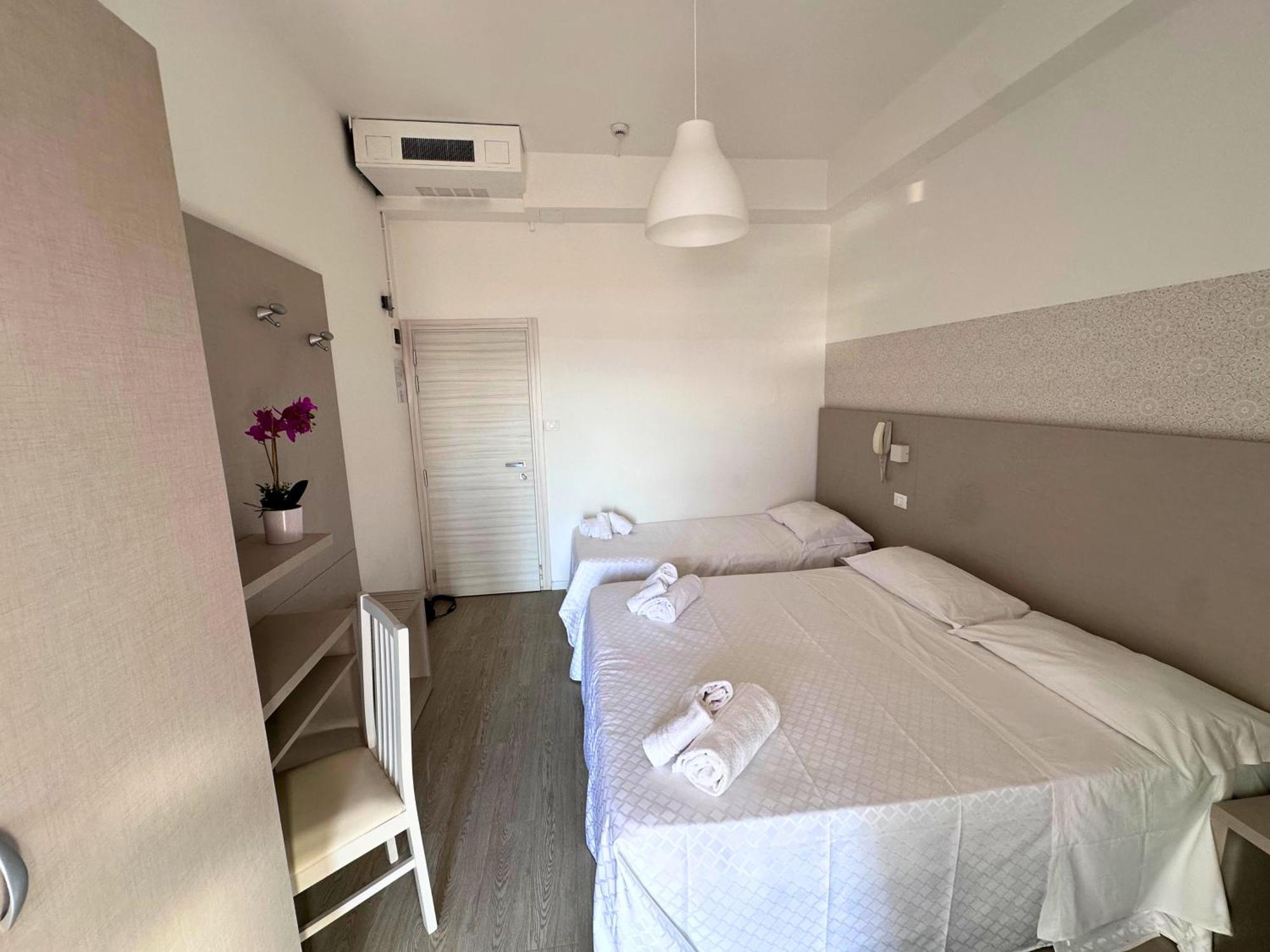 Hotel Ideal 리미니 외부 사진
